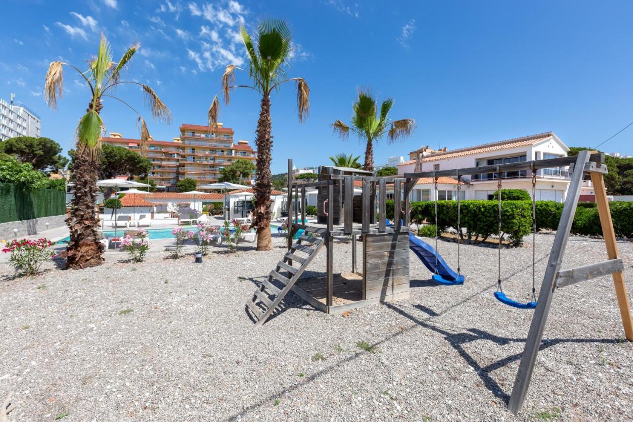 Malgrat De Mar Beachfront Village エクステリア 写真